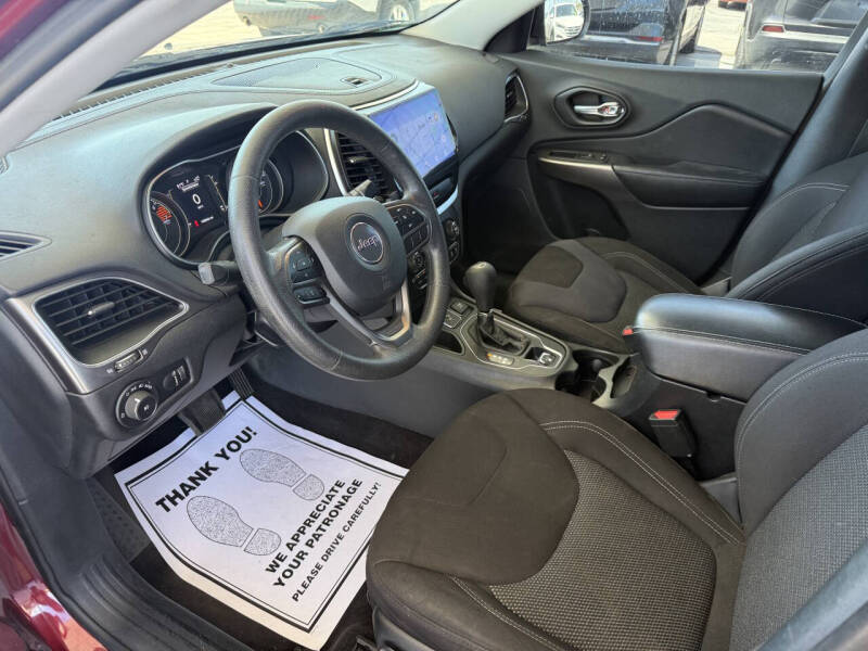 2019 Jeep Cherokee Latitude