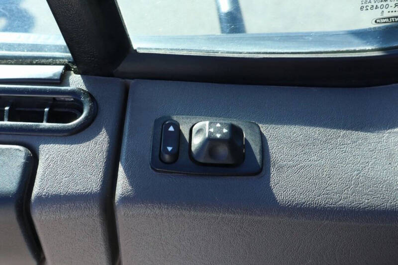 2016 Freightliner M2 106