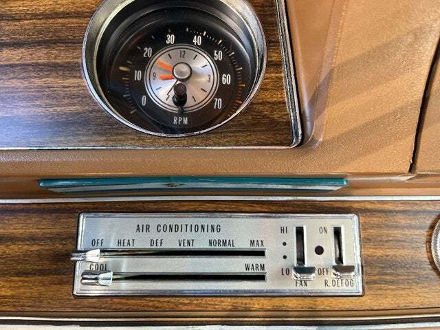 1972 Oldsmobile Cutlass 37