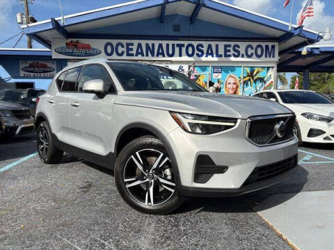 2023 Volvo XC40 B5 Core