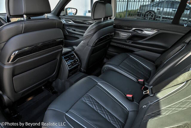 2022 BMW 7 Series 750i xDrive