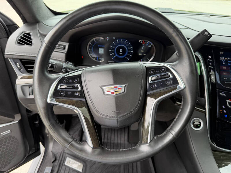 2016 Cadillac Escalade Platinum