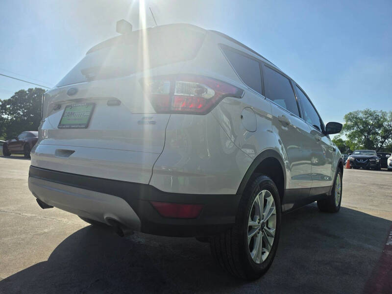 2018 Ford Escape SE