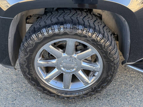 2009 GMC Yukon Denali
