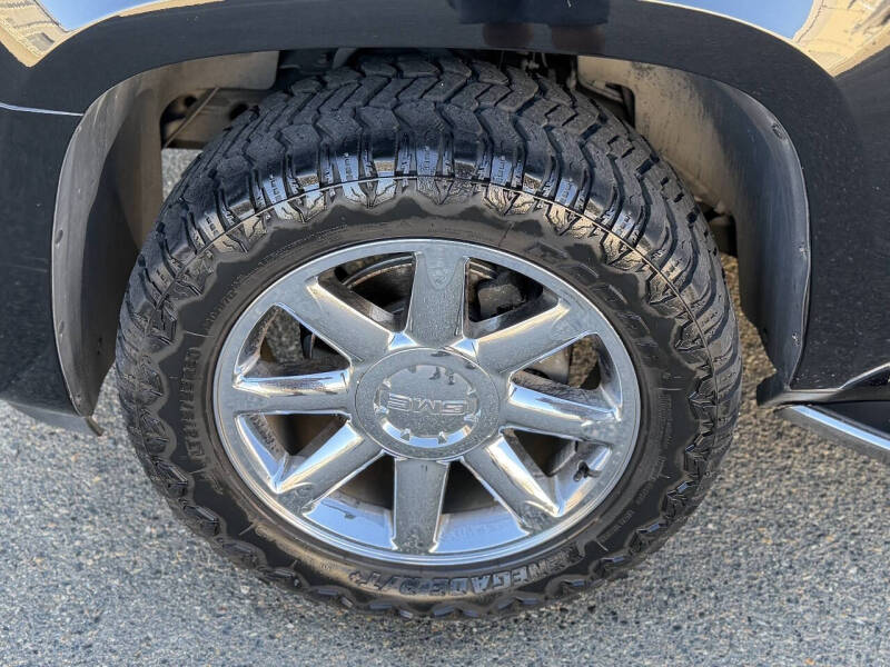 2009 GMC Yukon Denali