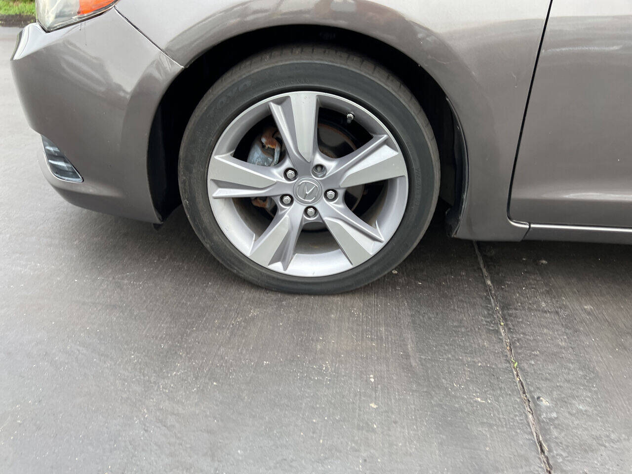 2013 Acura ILX  - $8,900