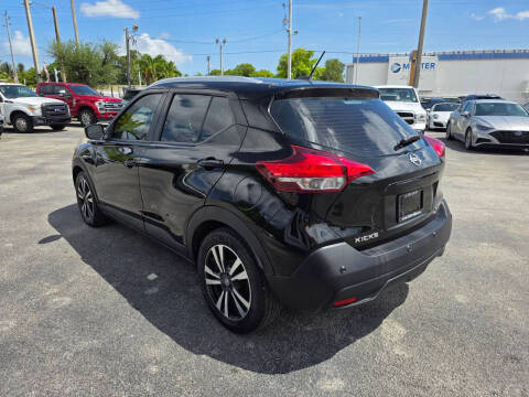 2020 Nissan Kicks SV