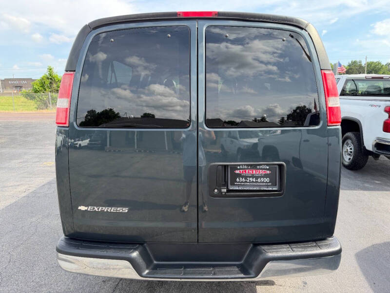 2017 Chevrolet Express LT 3500