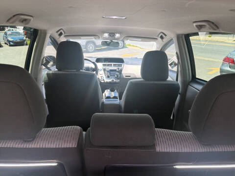 2017 Toyota Prius v Two