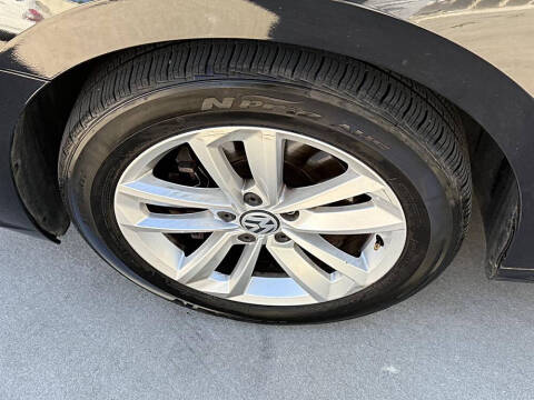 2020 Volkswagen Passat SE