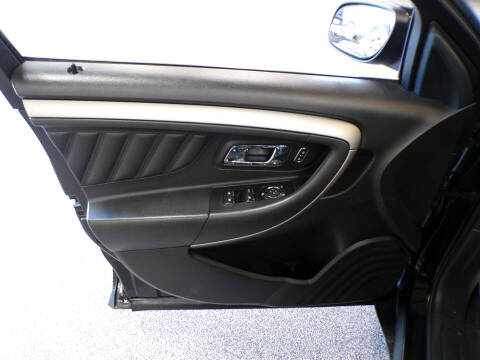 2013 Ford Taurus SEL