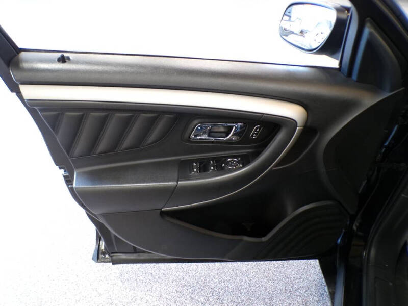 2013 Ford Taurus SEL