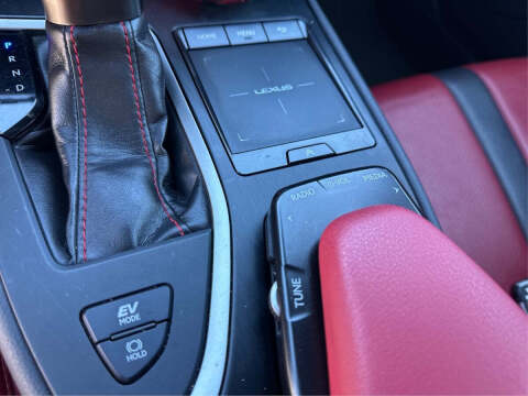 2019 Lexus UX 250h F SPORT