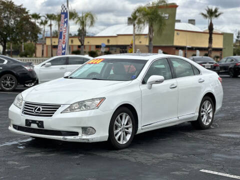 2011 Lexus ES 350 for sale at Cars Landing Inc. in Colton CA