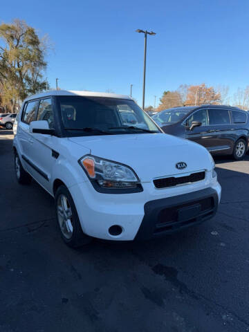 2011 Kia Soul +