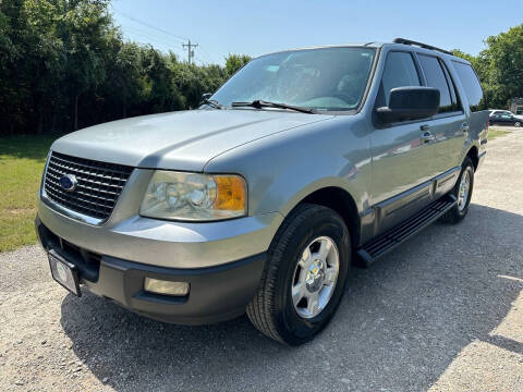 2006 Ford Expedition for sale at The Car Shed in Burleson TX