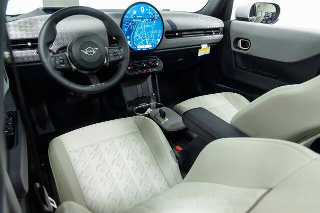 2025 MINI Hardtop 4 Door Cooper S Signature Trim