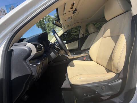 2016 Lexus IS 200t