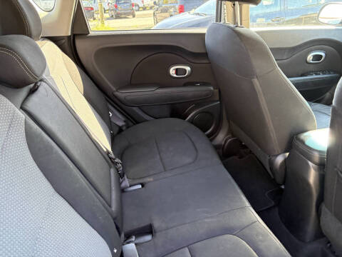 2019 Kia Soul +