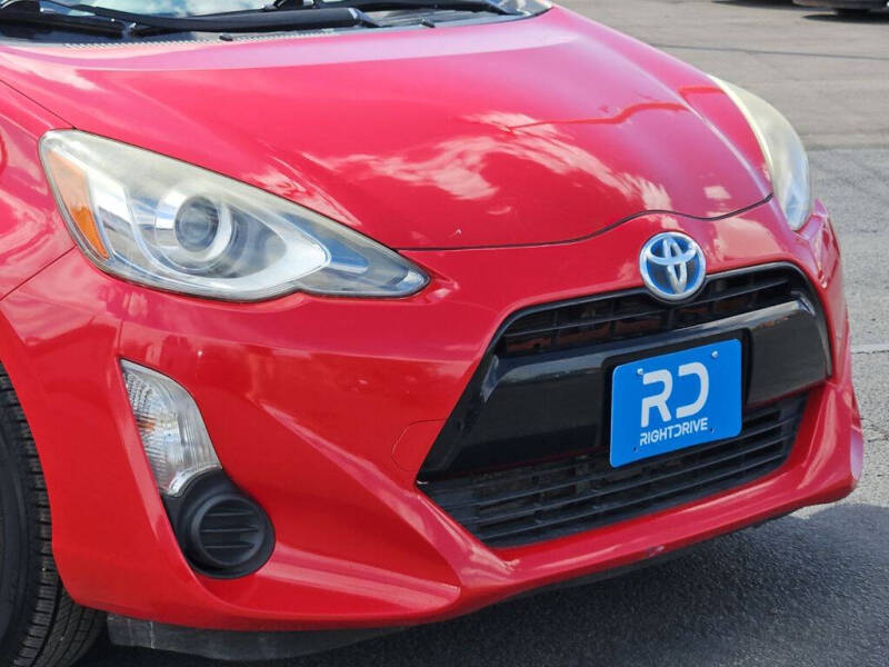 2015 Toyota Prius c Two