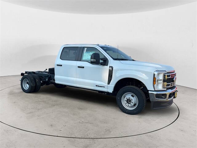 2025 Ford F-350 Super Duty XL