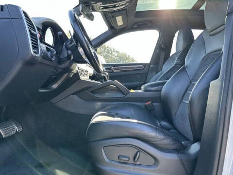 2022 Porsche Cayenne GTS