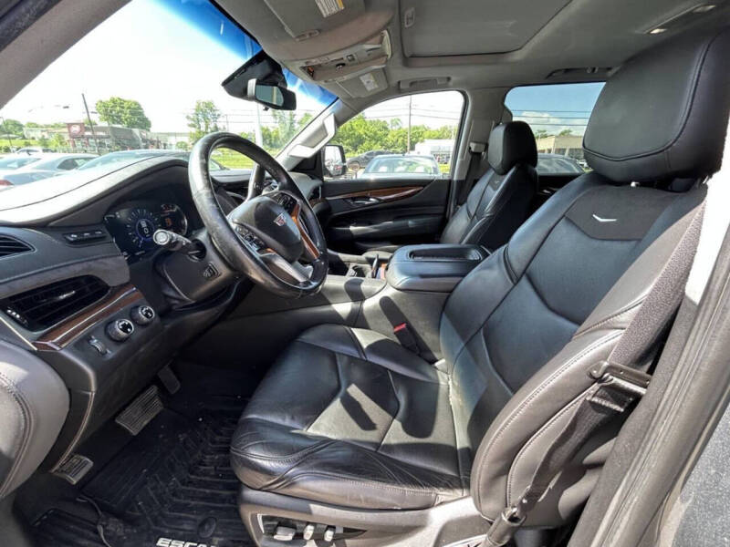 2020 Cadillac Escalade ESV Luxury