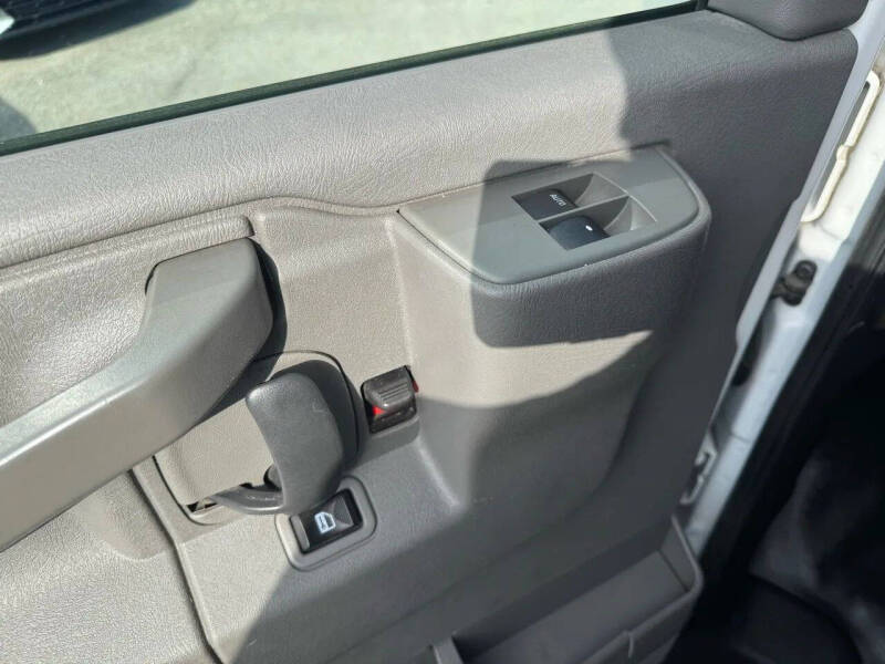 2019 Chevrolet Express 2500