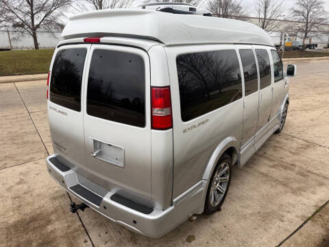 2017 Chevrolet Express 2500