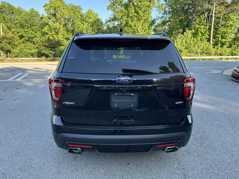 2016 Ford Explorer Sport