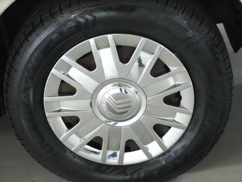 2005 Mercury Grand Marquis GS