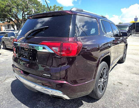2017 GMC Acadia Denali