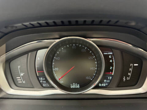 2015 Volvo XC70 T5 Drive-E Premier
