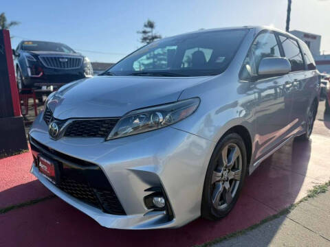 2019 Toyota Sienna SE Premium 8-Passenger