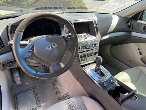 2011 Infiniti G37 Coupe Journey