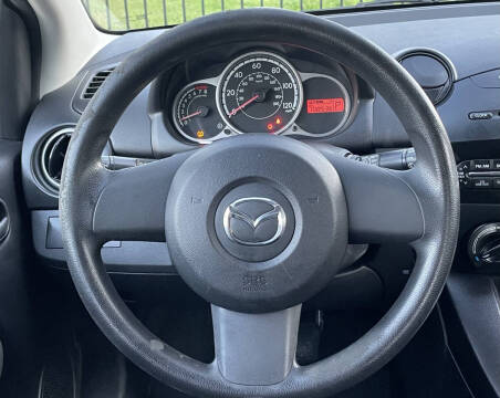 2014 Mazda MAZDA2 Sport