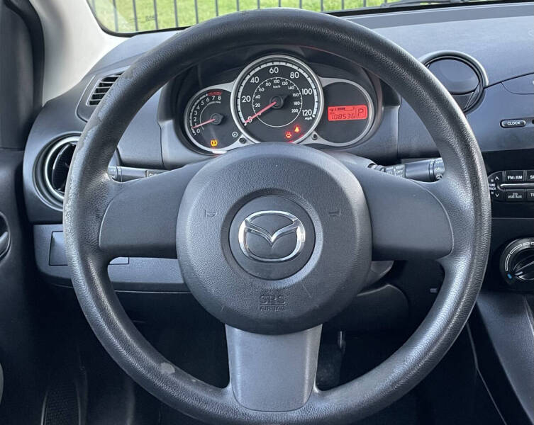 2014 Mazda MAZDA2 Sport