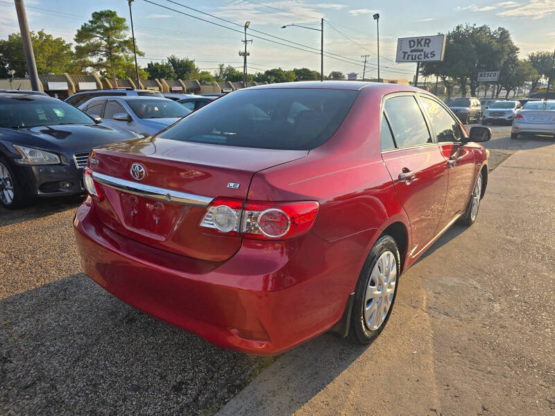 2013 Toyota Corolla LE
