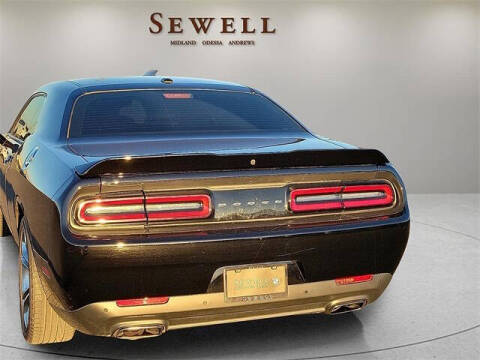 2022 Dodge Challenger SXT