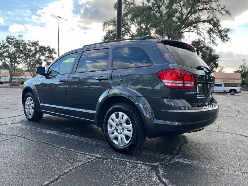 2018 Dodge Journey SE