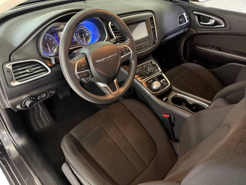 2015 Chrysler 200 Limited photo 69