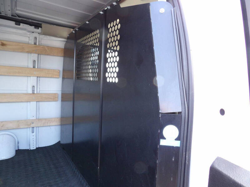 2024 Chevrolet Express 2500