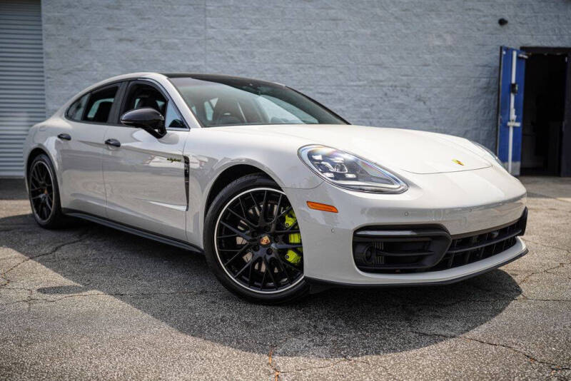 2023 Porsche Panamera