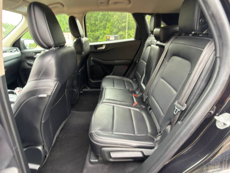 2020 Ford Escape SEL