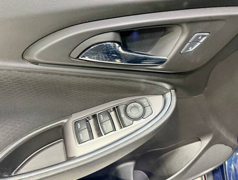 2017 Chevrolet Malibu Hybrid