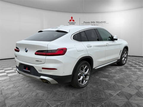 2023 BMW X4 xDrive30i