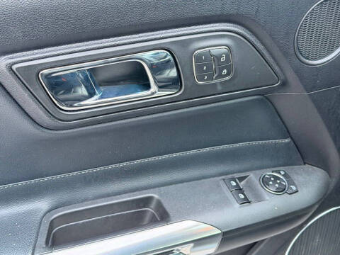 2017 Ford Mustang EcoBoost Premium