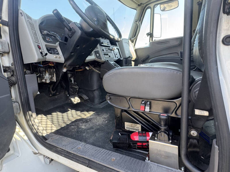 2008 International DuraStar 4400