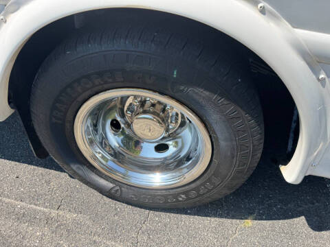 2016 Ford E-Series E-450 SD