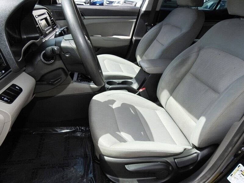 2017 Hyundai Elantra  - $11,900